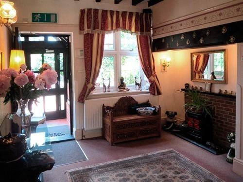 Vulcan Lodge Guest House Horley Zewnętrze zdjęcie